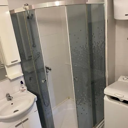 Apartment Duga *